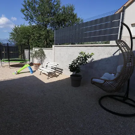 Holiday Pyrus Villa